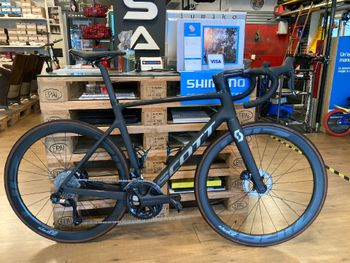 Used Scott Ultimate 2024 Road & Gravel, Black — image 4 of 7