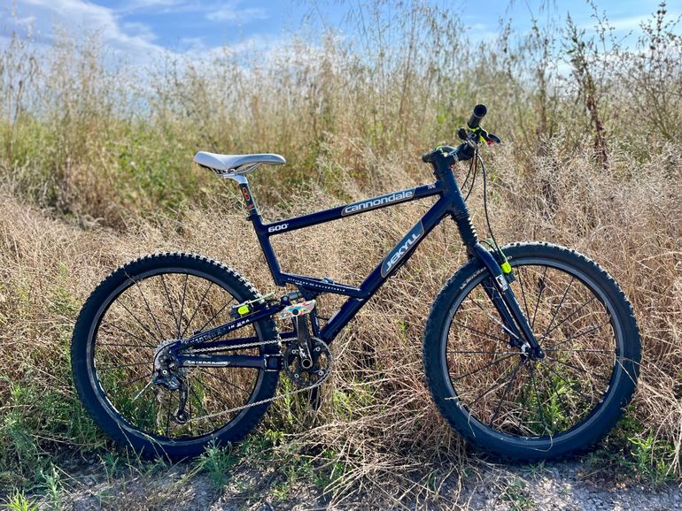 Cannondale Jekyll 600 マウンテンバイク 2001年式 Cannondale Jekyll 600 マウンテンバイク 2001年式 Cannondale JEKYLL