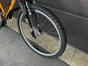 Used DECATHLON M-séries T3 Cr-Mo 2000 Mountainbike, Orange — image 10 of 11