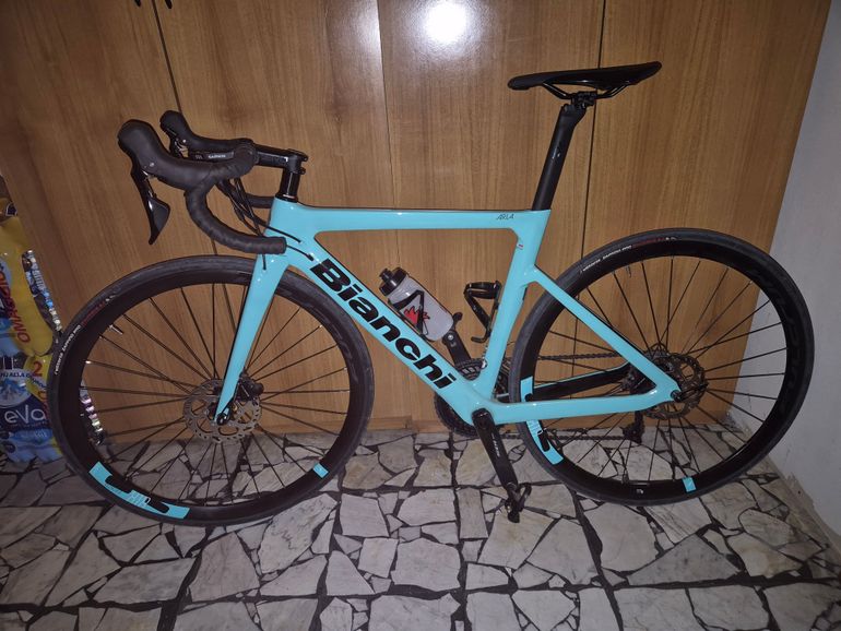Bianchi Aria - 105 2022 2022 Road & Gravel de segunda mano, Azul — imagen 3 de 5