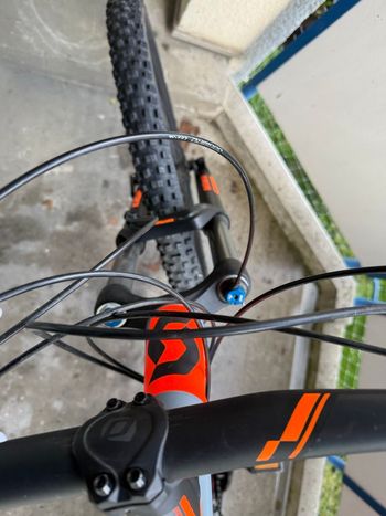 Used Scott Genius 740 2017 2017 Mountainbike, Light Gray, 27.5 — image 2 of 9