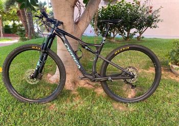 Orbea Oiz Shimano Deore 2022 MTB d'occasion