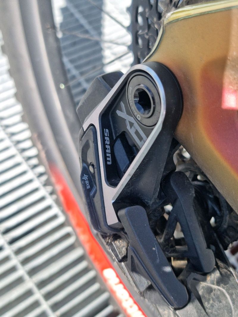 Mondraker DUNE XR 2024 2024 Mountainbike de segunda mano, Negro — imagen 4 de 5