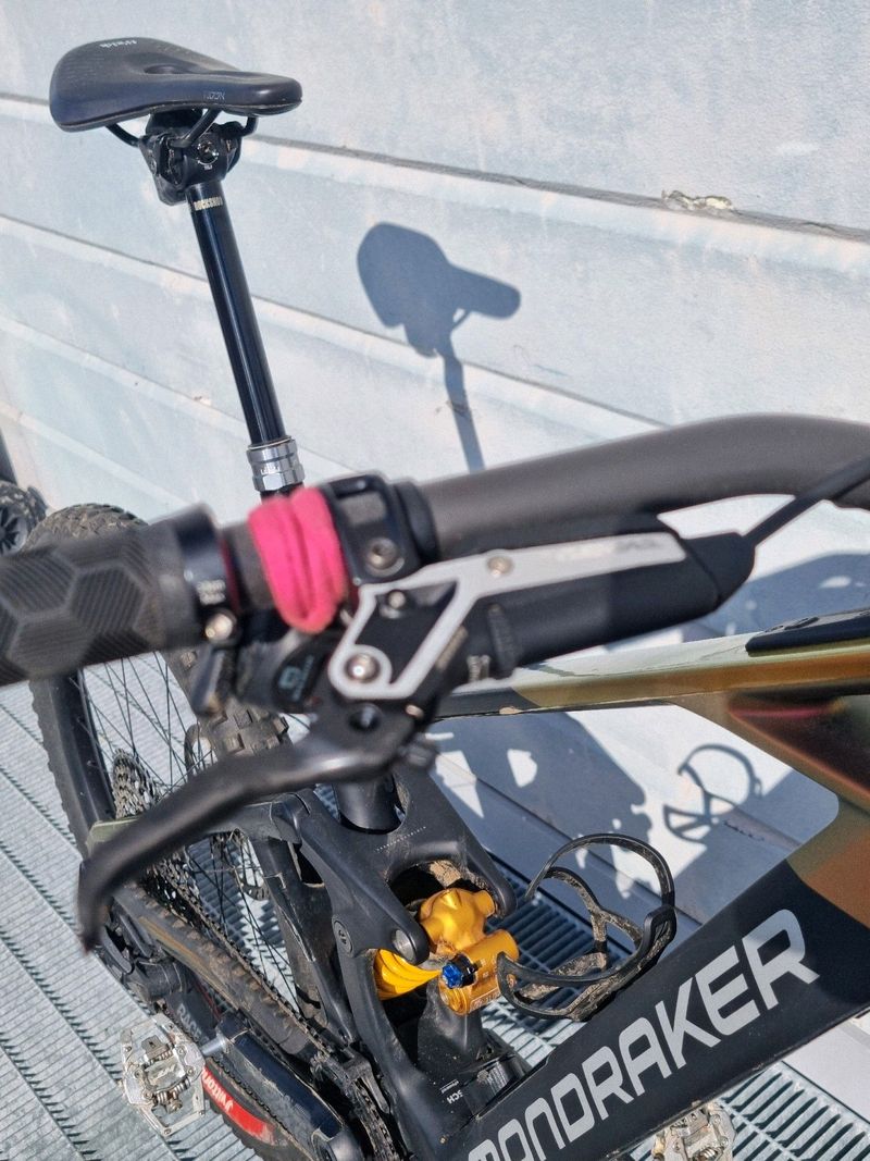 Mondraker DUNE XR 2024 2024 Mountainbike de segunda mano, Negro — imagen 3 de 5
