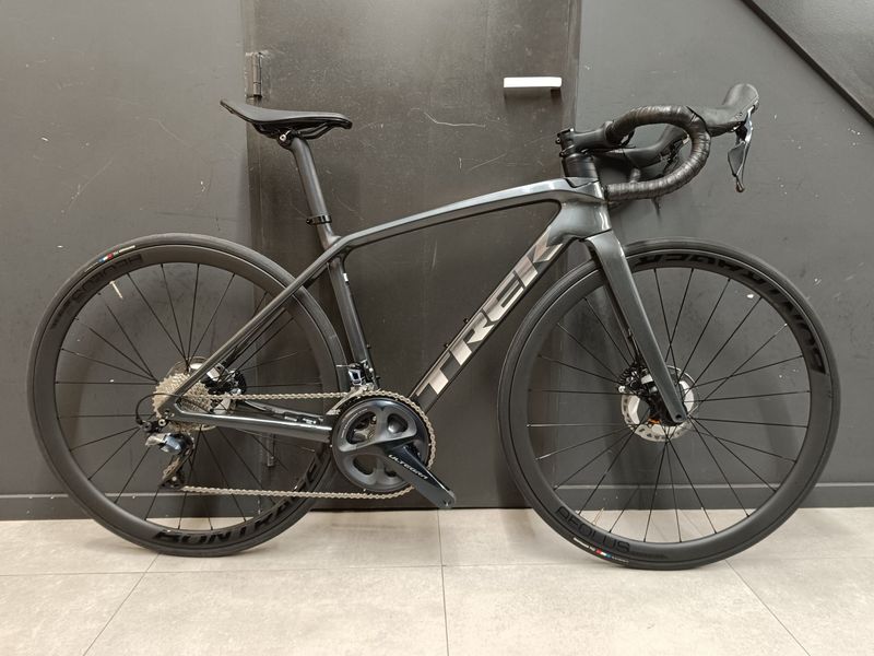 Käytetty Trek Émonda SL 6 Disc Pro 2022 2022 Road & Gravel