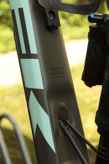 Brugt Trek Remedy 8 2022 2022 Mountainbike — billede 11 af 18