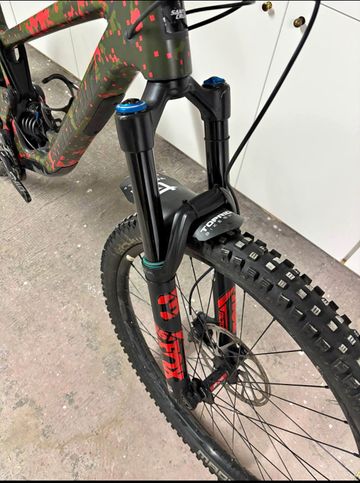 Tweedehands Santa Cruz Megatower SRAM GX Eagle 2020 Mountainbike — afbeelding 2 van 5