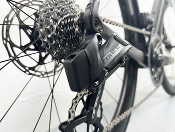 Used Colnago V3rs 2023 Road & Gravel, Black — image 2 of 4