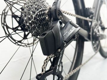 Used Colnago V3rs 2023 Road & Gravel, Black — image 2 of 4