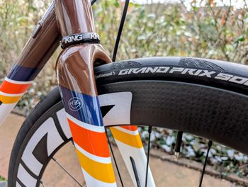 Used Standert Triebwerk Shimano 105 Di2 2023 Road & Gravel, White — image 3 of 20