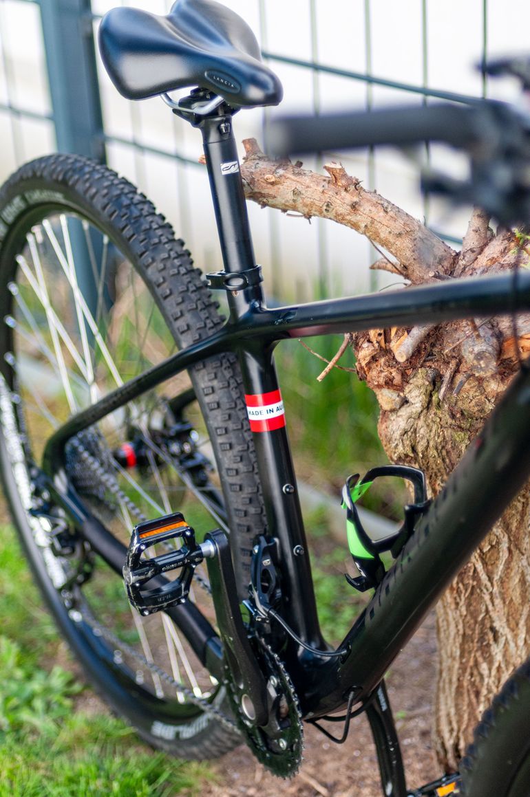 Brugt Hrinkow Rage Professional 975 Carbon 2019 Mountainbike — billede 10 af 19