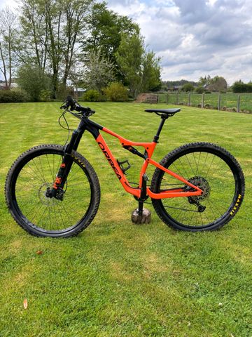Używany Orbea OIZ H10 TR 2022 2022 Mountainbike — zdjęcie 4 z 5