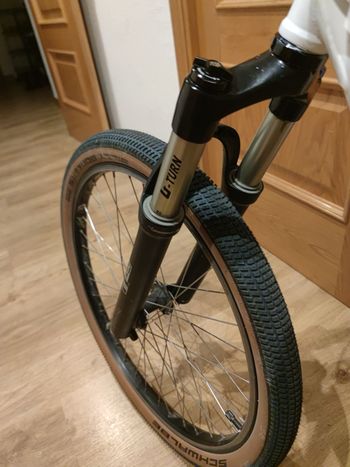 Used Specialized DIRT BIKE 24 2014 Mountainbike — image 9 of 14