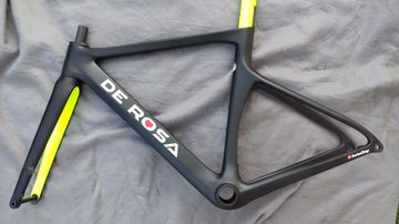 Used De Rosa SK Pininfarina Disc Carbon frameset Frameset 2022 Road & Gravel, Black — image 2 of 5