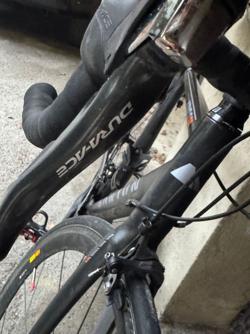 Použité Canyon Ultimate CF SLX 9.0 2018 2018 Road & Gravel — obrázek 5 z 6