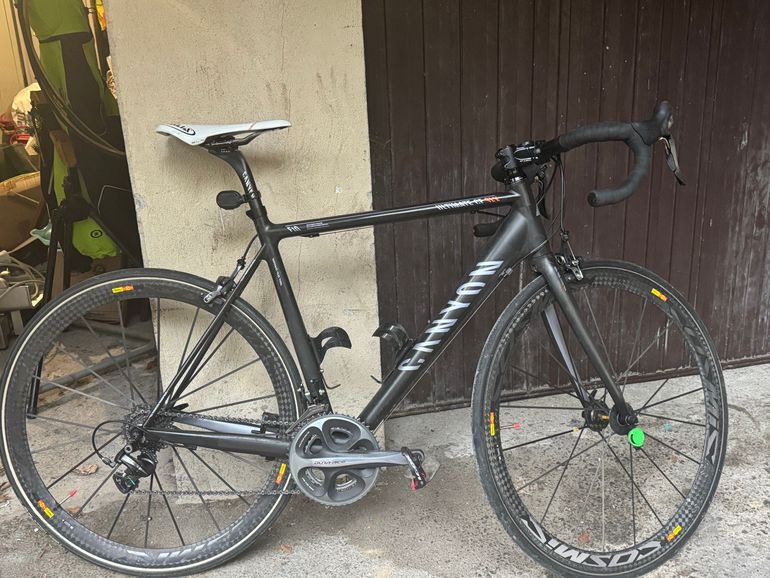 Used Canyon Ultimate CF SLX 9.0 2018 2018 Road & Gravel, Black — image 1 of 6