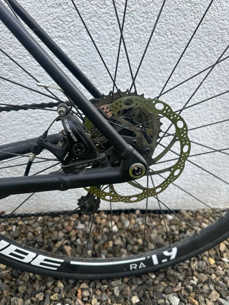 Gebrauchtes CUBE ATTAIN RACE 2021 2021 Road & Gravel, Schwarz — Bild 4 von 11