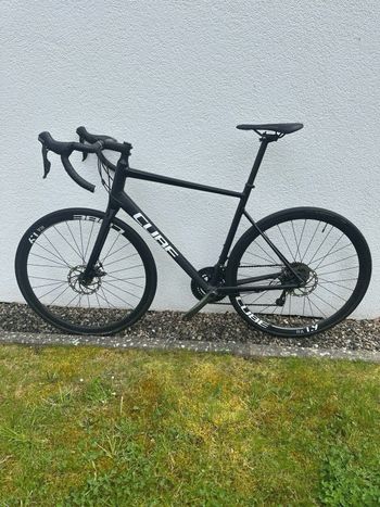 Gebrauchtes CUBE ATTAIN RACE 2021 2021 Road & Gravel, Schwarz — Bild 1 von 11