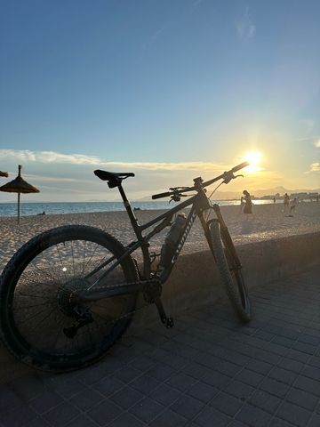 Used Specialized S-Works Epic EVO 2022 2022 Mountainbike, Light Gray, 29 — image 2 of 4