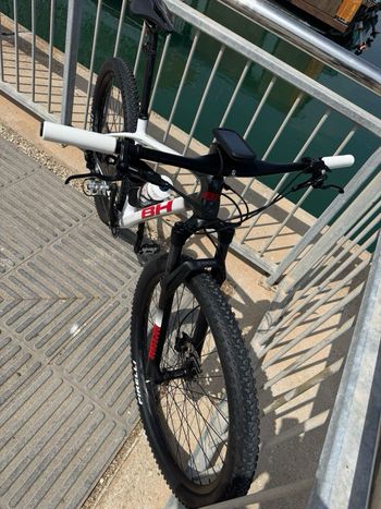 Bh - ultimate Shimano Deore XT 2023 Mountainbike usato, Bianco — immagine 3 di 5