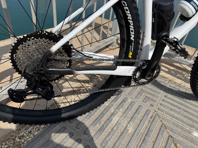 Bh - ultimate Shimano Deore XT 2023 Mountainbike usato, Bianco — immagine 2 di 5