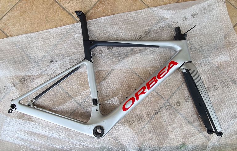 Used Orbea ORCA M30iLTD PWR 2022 Frameset 2022 Road & Gravel, Light Gray — image 3 of 8