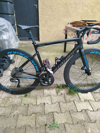 Used Specialized Tarmac SL6 Disc Comp - Ultegra Di2 2020 2020 Road & Gravel, Black — image 1 of 13