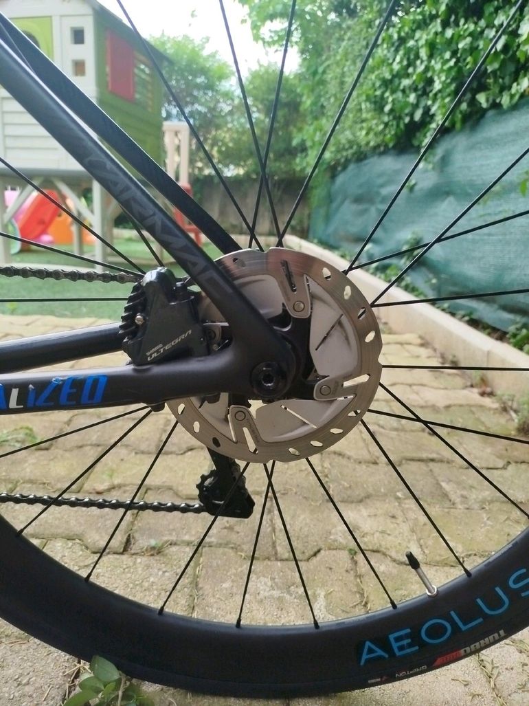 Used Specialized Tarmac SL6 Disc Comp - Ultegra Di2 2020 2020 Road & Gravel, Black — image 6 of 13