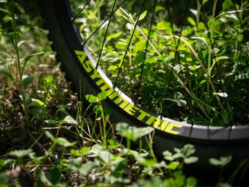 Used IORCYCLES MANGLER 2025 Mountainbike, White — image 11 of 16