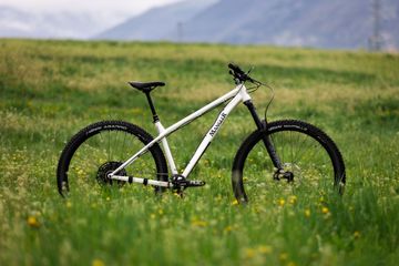 Used IORCYCLES MANGLER 2025 Mountainbike, White — image 2 of 16