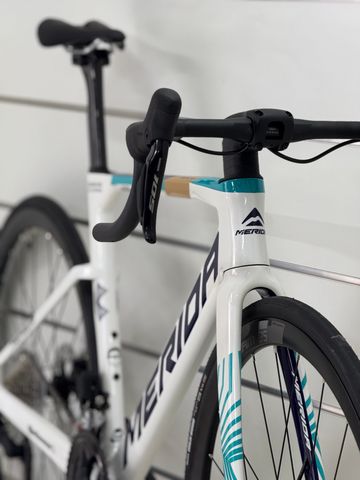Used Merida Reacto 5000 Team Bahrain 2025 Road & Gravel, White — image 2 of 4