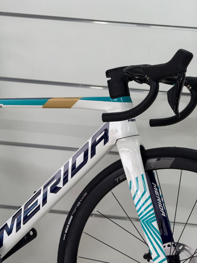 Used Merida Reacto 5000 Team Bahrain 2025 Road & Gravel, White — image 4 of 4
