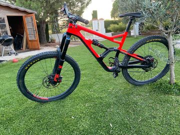 Tweedehands Cannondale Jekyll 3 2018 2018 Mountainbike — afbeelding 1 van 3