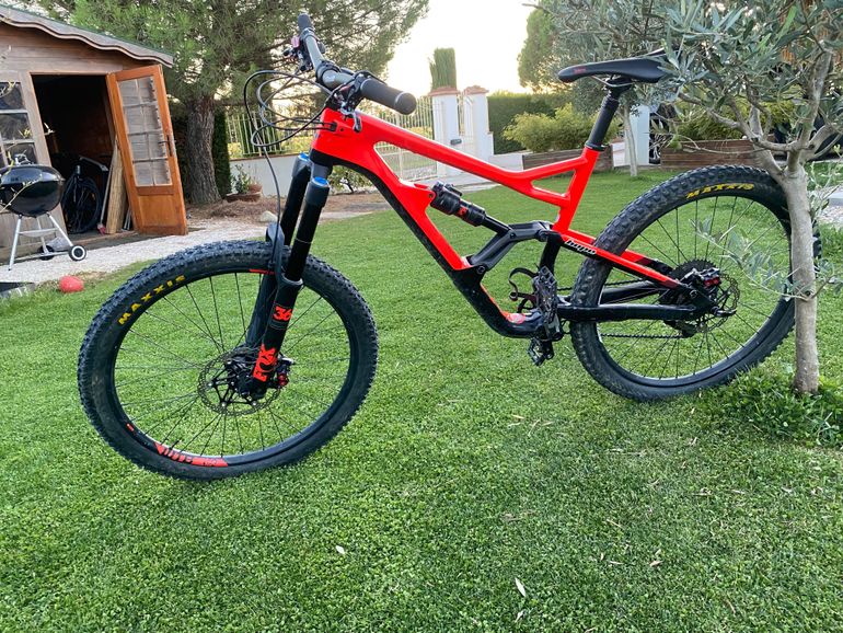 Tweedehands Cannondale Jekyll 3 2018 2018 Mountainbike — afbeelding 1 van 3
