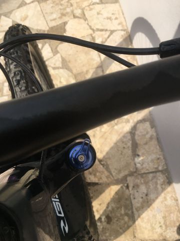Used Specialized Epic Pro Carbon 2019 Mountainbike, Black — image 14 of 14
