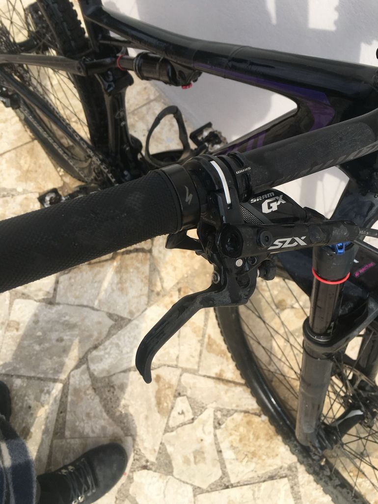 Used Specialized Epic Pro Carbon 2019 Mountainbike, Black — image 9 of 14
