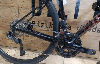 Tweedehands Giant Defy Advanced 1 2024 2024 Road & Gravel — afbeelding 3 van 3