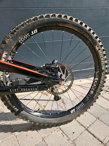 Used YT Industries DECOY CF Base 2019 2019 Mountainbike, Black, 29, 27.5 — image 8 of 11