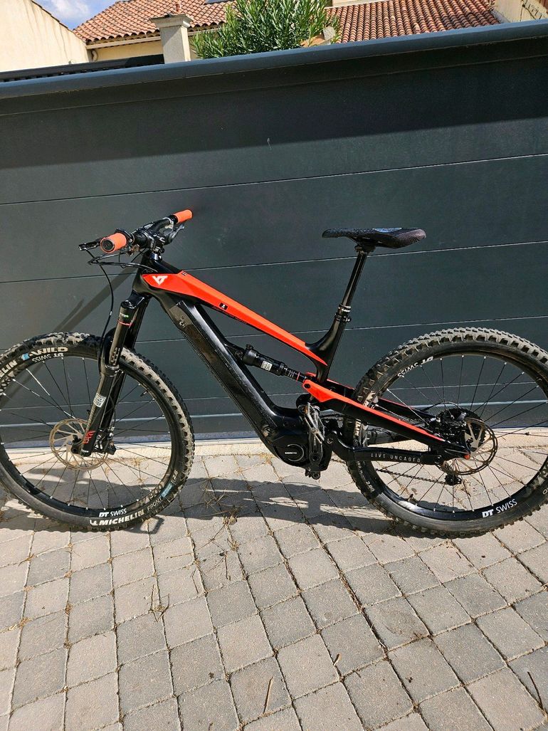 Used YT Industries DECOY CF Base 2019 2019 Mountainbike, Black, 29, 27.5 — image 7 of 11