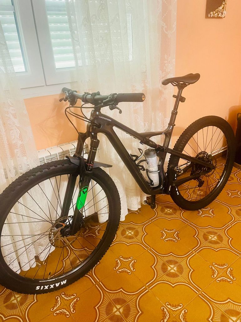 Used Cannondale Scalpel Carbon SE 2 2024 2024 Mountainbike — image 1 of 17