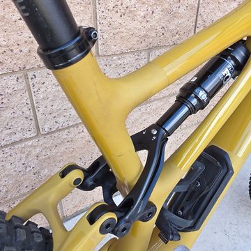 Used Specialized Stumpjumper Expert T-Type 2023 2023 Mountainbike, Orange, 29 — image 8 of 22