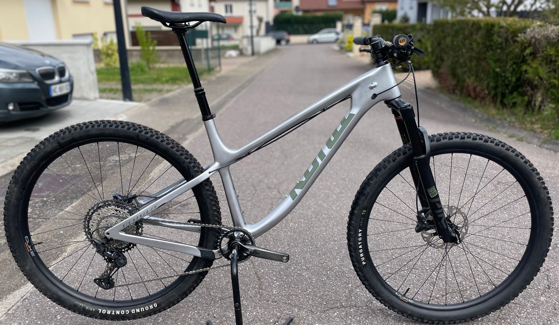 Kona Big Honzo CR Custom 2022