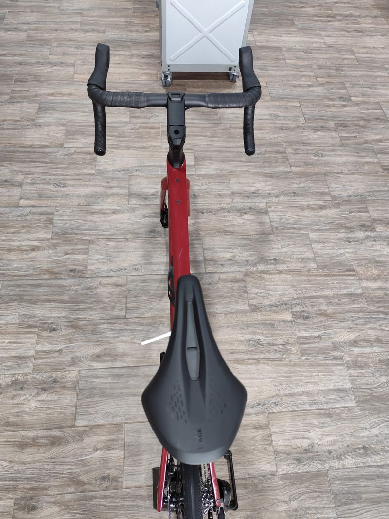 Used BMC Roadmachine X TWO 2024 2024 Road & Gravel, Red — image 8 of 10