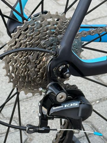 Used Trek Domane SL 5 2018 2018 Road & Gravel, Blue — image 4 of 8