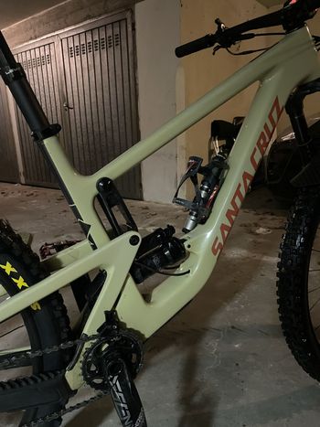 Used Santa Cruz Hightower Carbon CC 2021 Mountainbike, White — image 25 of 26