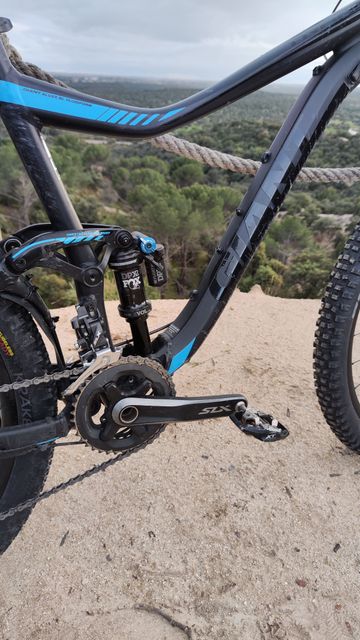 Used Giant Trance 27.5 2 2015 2015 Mountainbike, Black, 27.5 (650B) — image 7 of 8