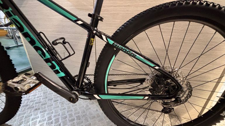 Used Bianchi Magma 2023 Mountainbike, Black — image 9 of 11