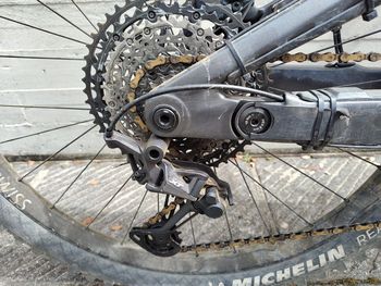 Used Flyer Uproc Shimano Deore 2022 Mountainbike, Black — image 1 of 3