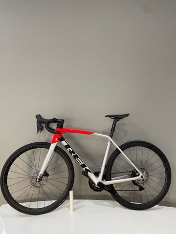 Gebrauchtes Trek Emonda SL6 Pro 2023 Road & Gravel, Rot — Bild 8 von 9