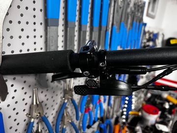 Orbea OIZ H30 2022 2022 Mountainbike usato, Nero — immagine 12 di 24